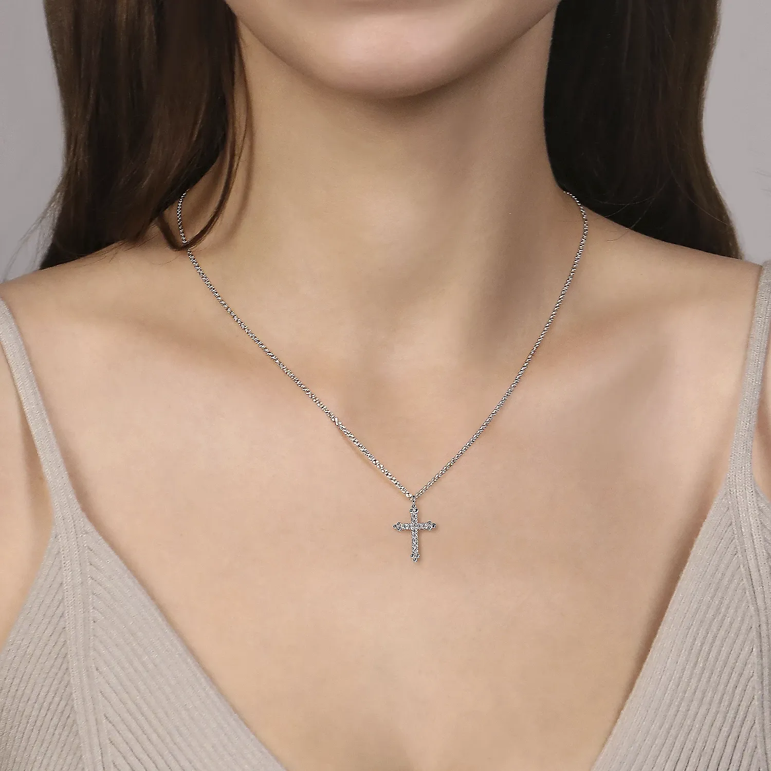 14K White Gold Cross Diamond Pendant Necklace