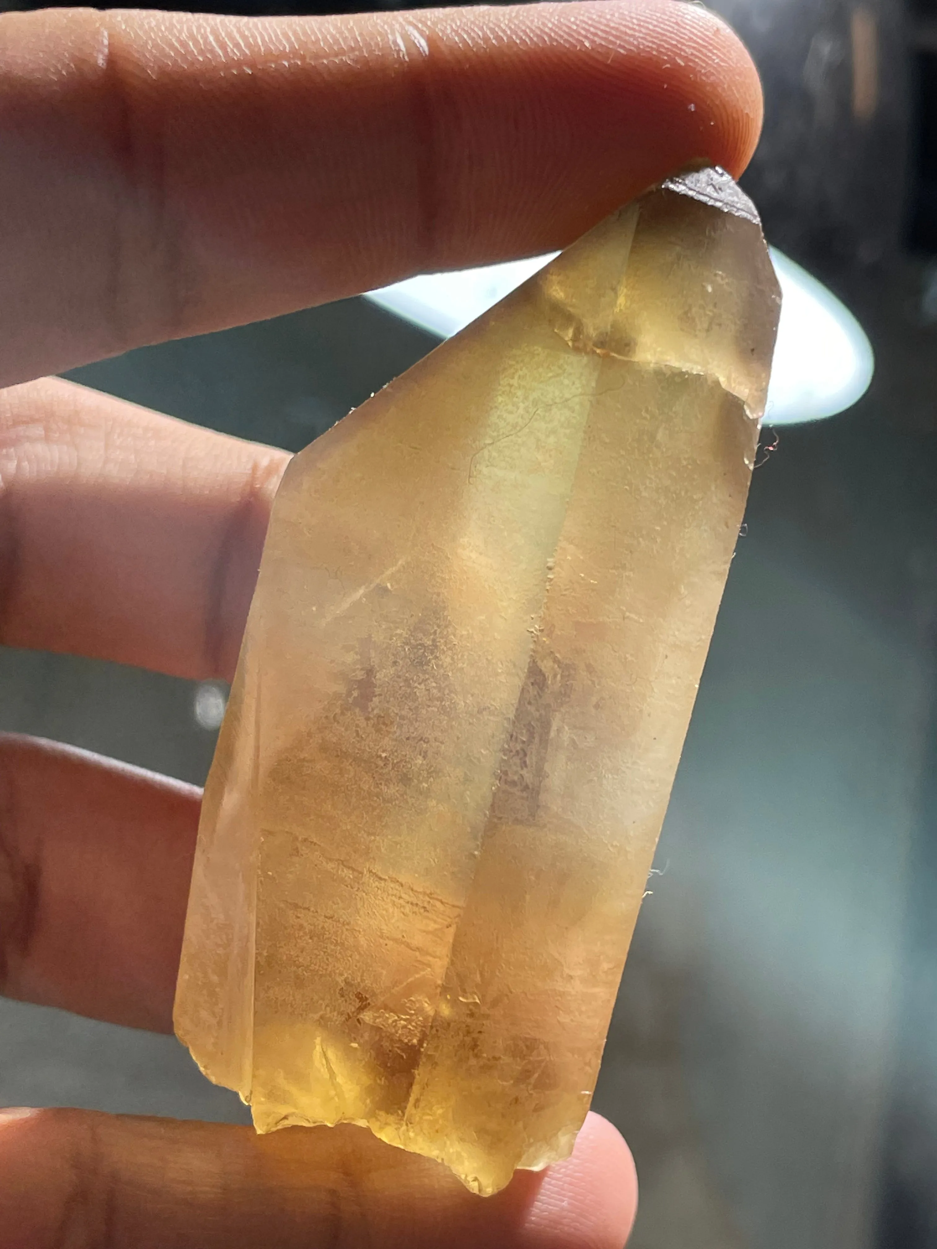 1.57kg Zambian Citrine Quartz Wholesale Flat 25 pieces, Congo Citrine, Natural Citrine from Lwena, Katanga, Democratic Republic of Congo.