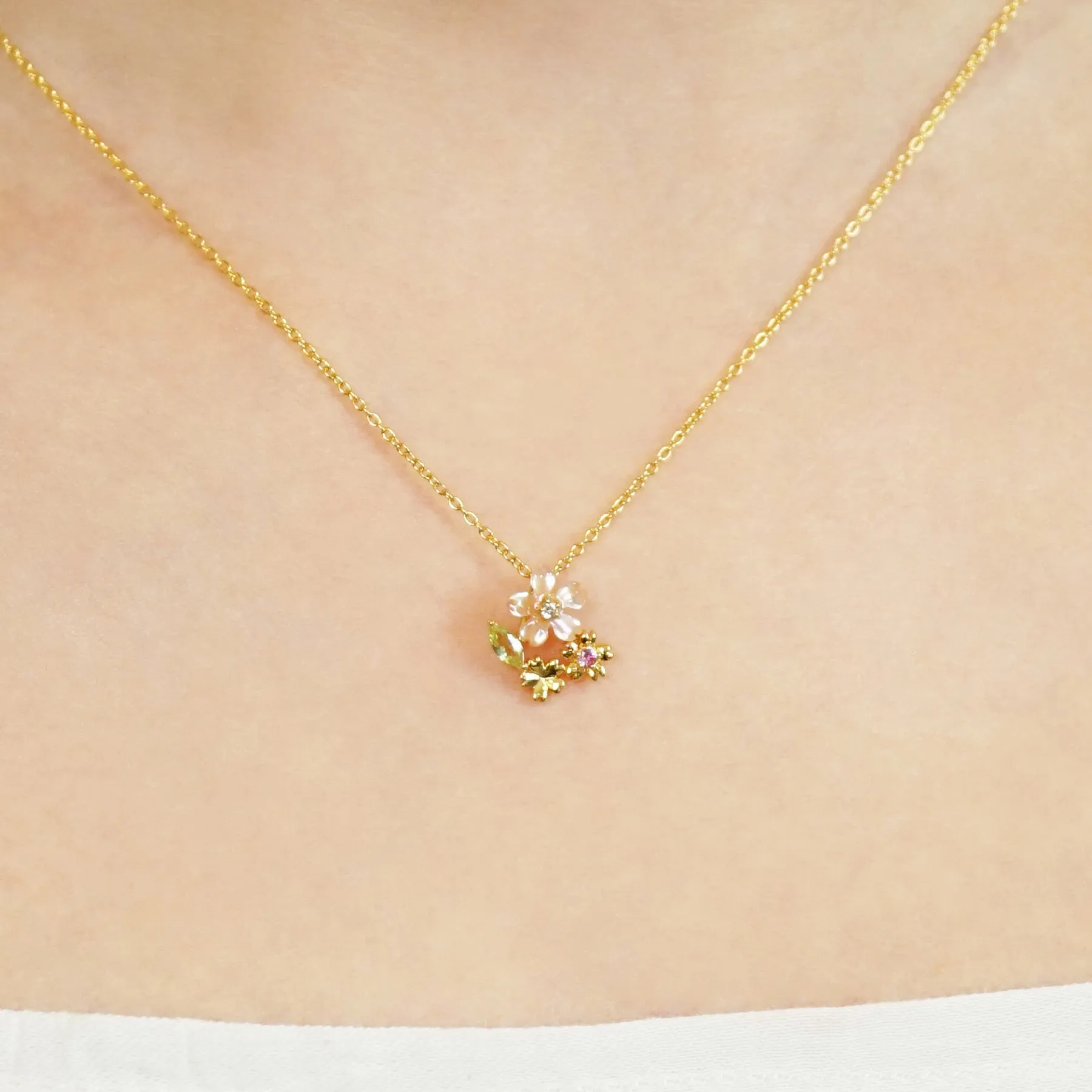 [Birth Flower Jewelry] April - Cherry Blossoms Necklace (925 Sterling Silver)