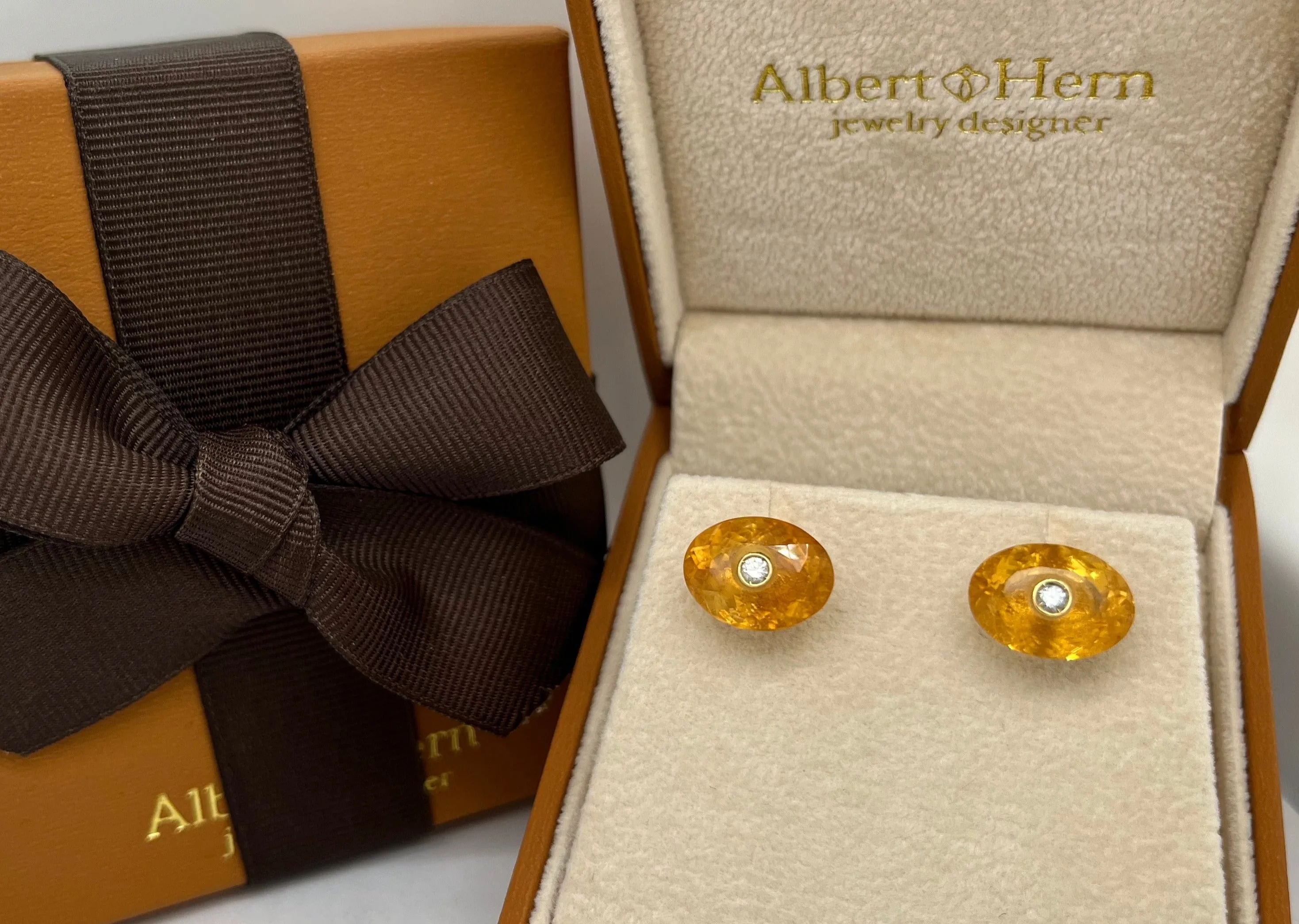Earrings 18kt Gold Oval Citrine Studs with Diamonds