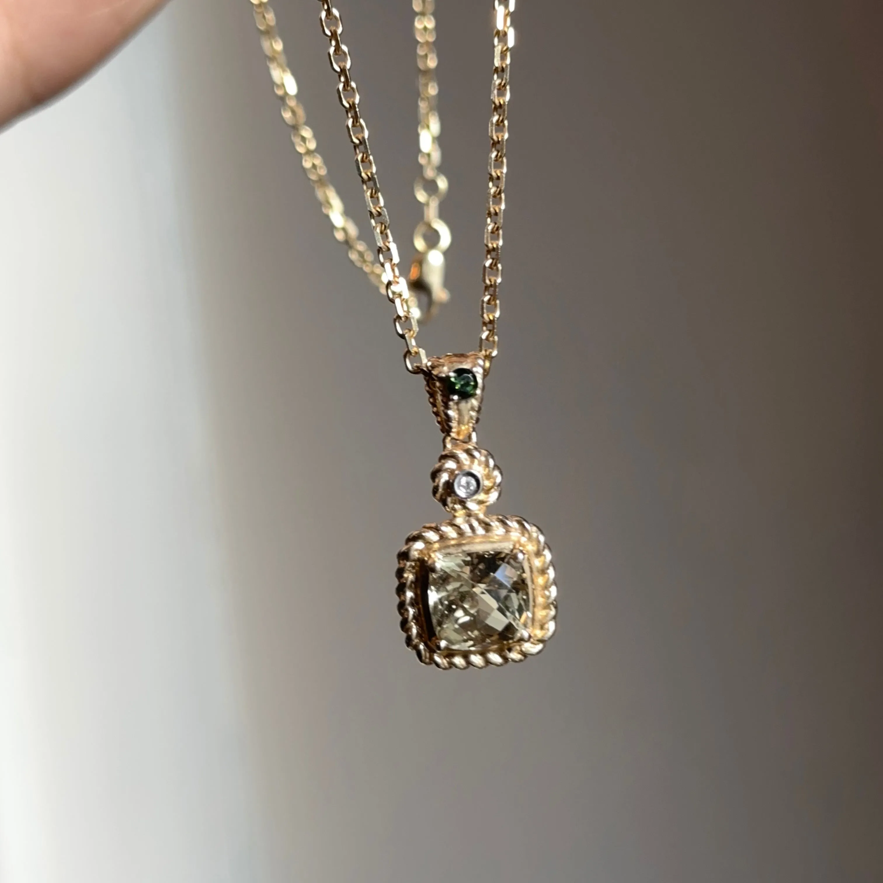Estate 14KT Yellow Gold Square Citrine, Diamond,   Tourmaline Chain Necklace