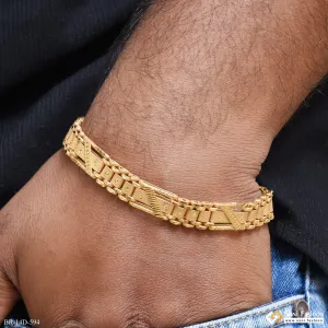 Excellent Design Gold Plated Box Bracelet for Men - Style D594