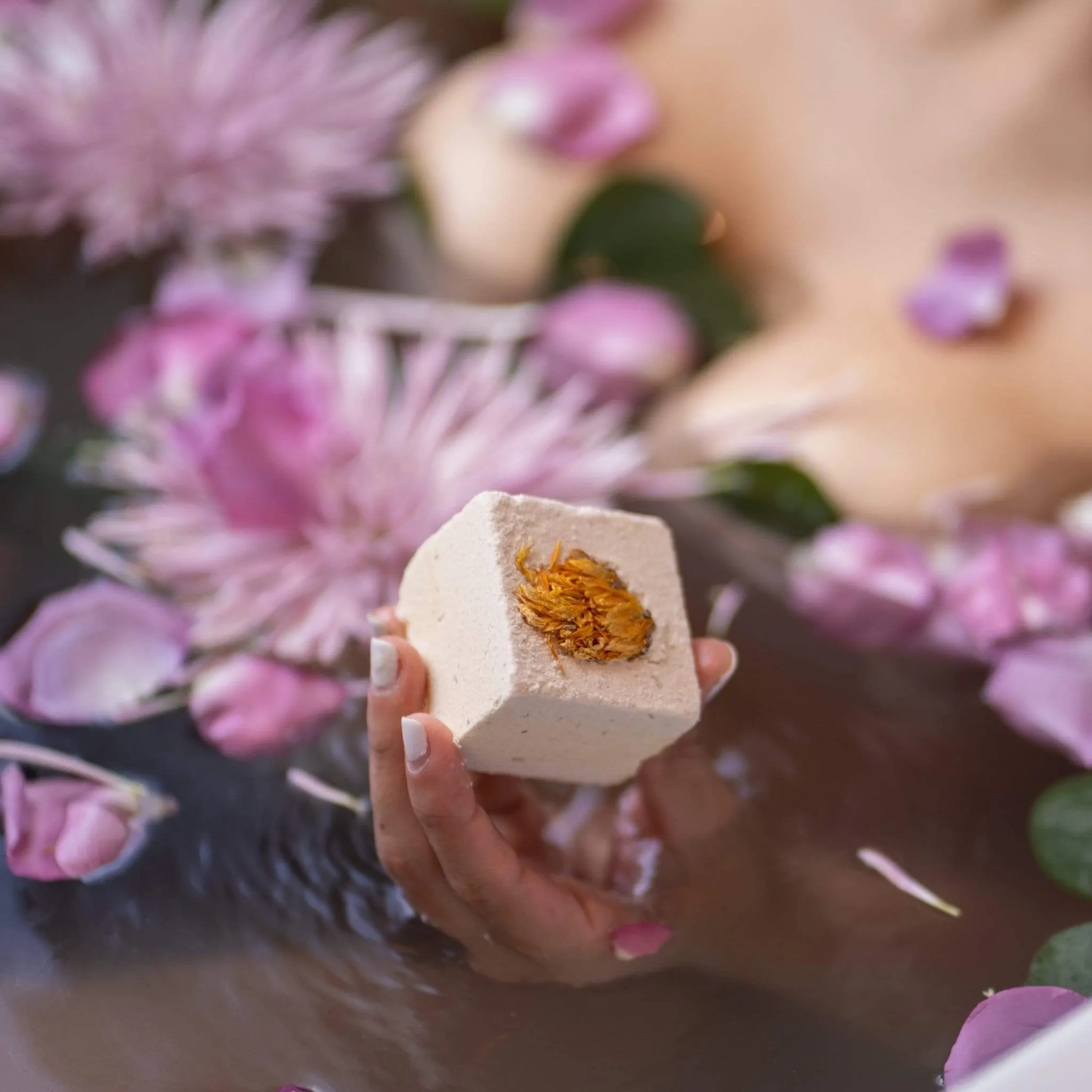 Luminous Lemongrass Bath Bomb