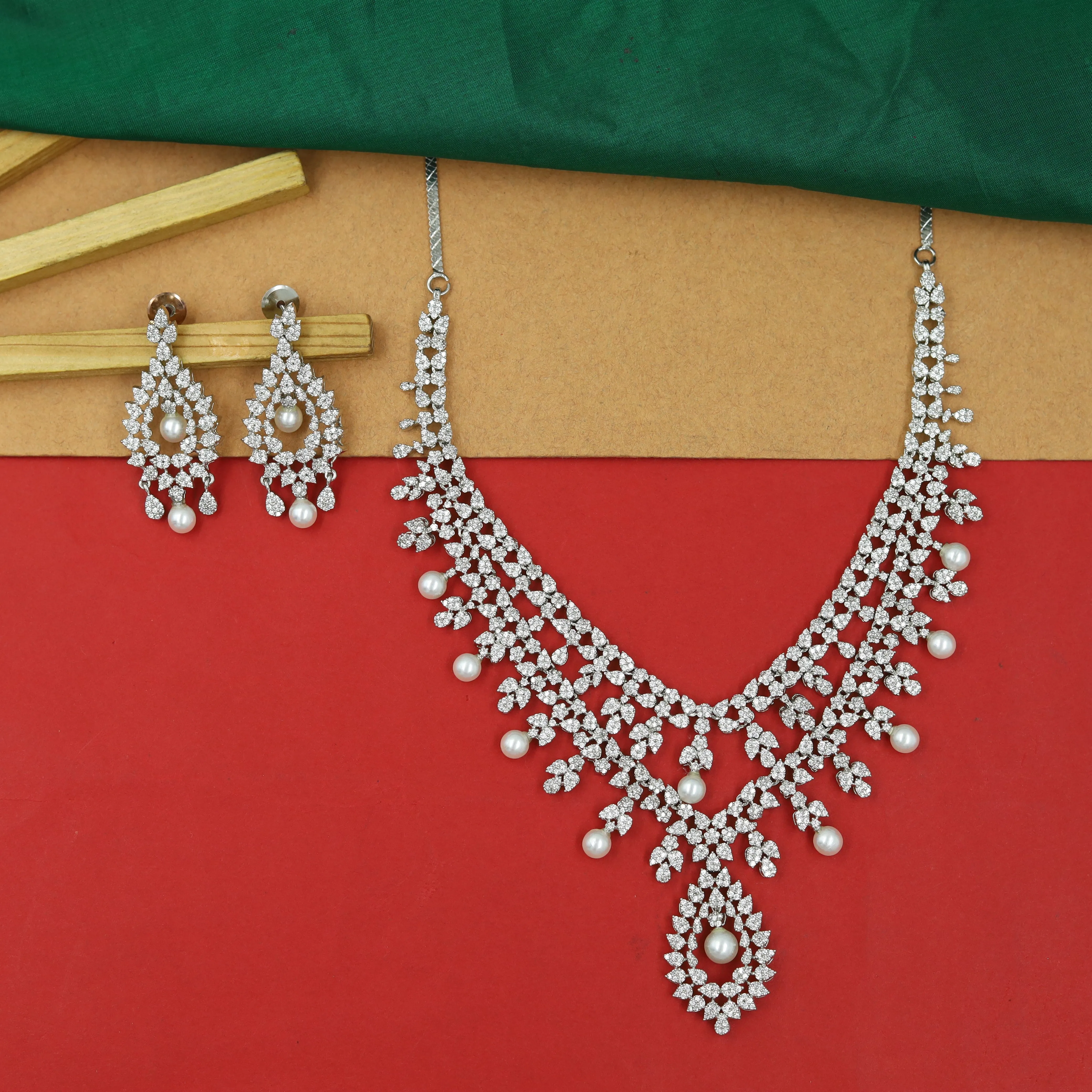 Round Neck Zircon/AD Necklace Set 11788-31