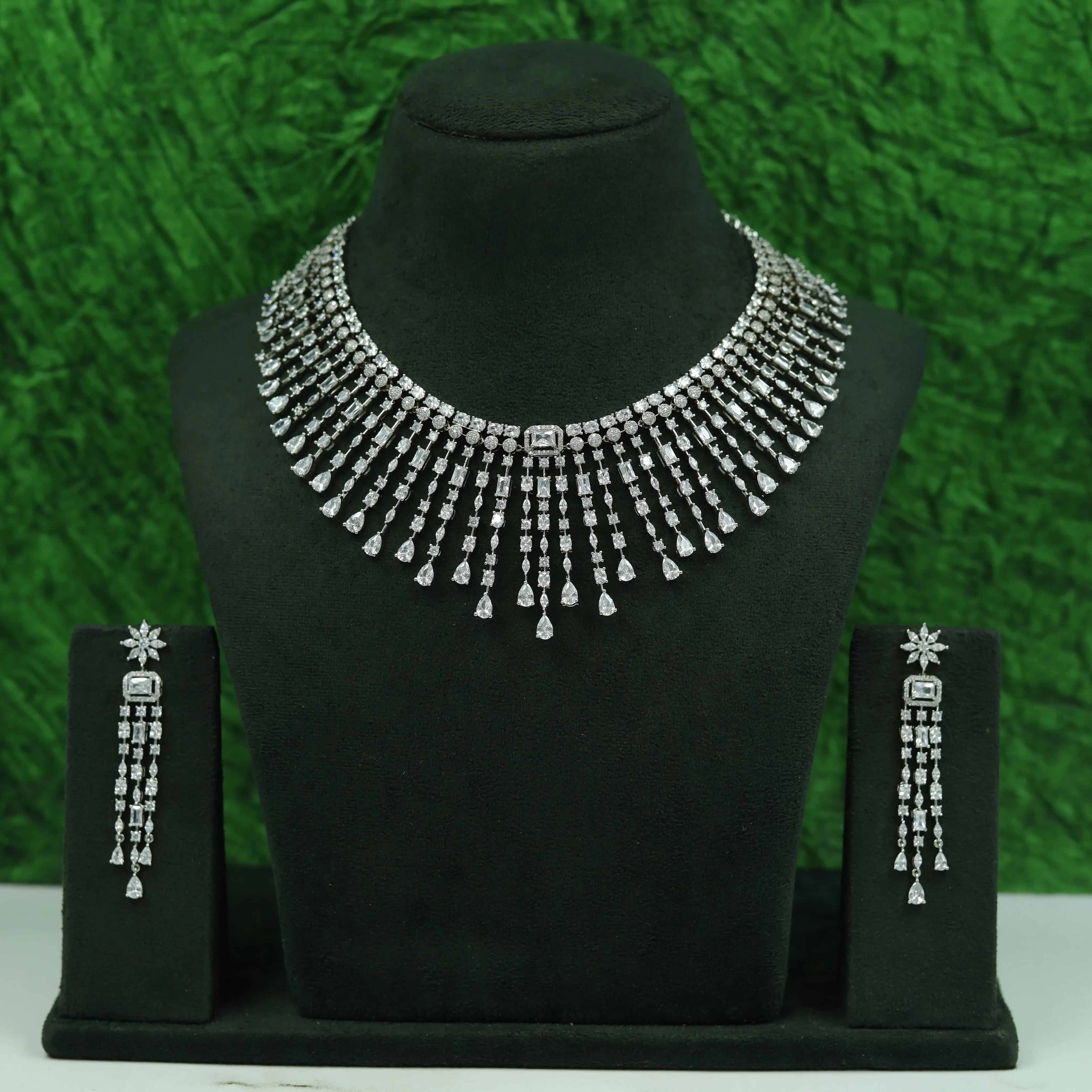 Round Neck Zircon/AD Necklace Set 16917-08