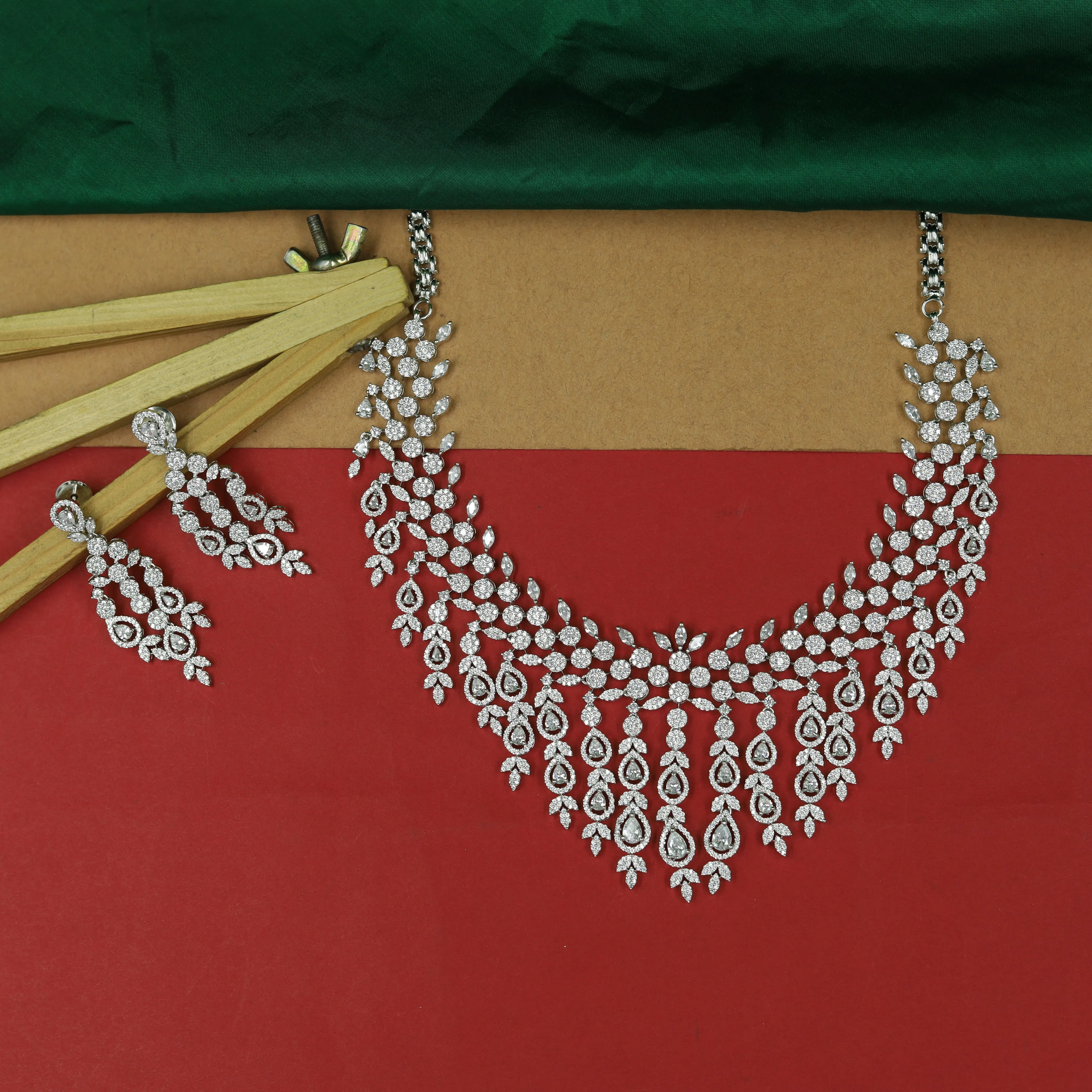 Round Neck Zircon/AD Necklace Set 16918-08