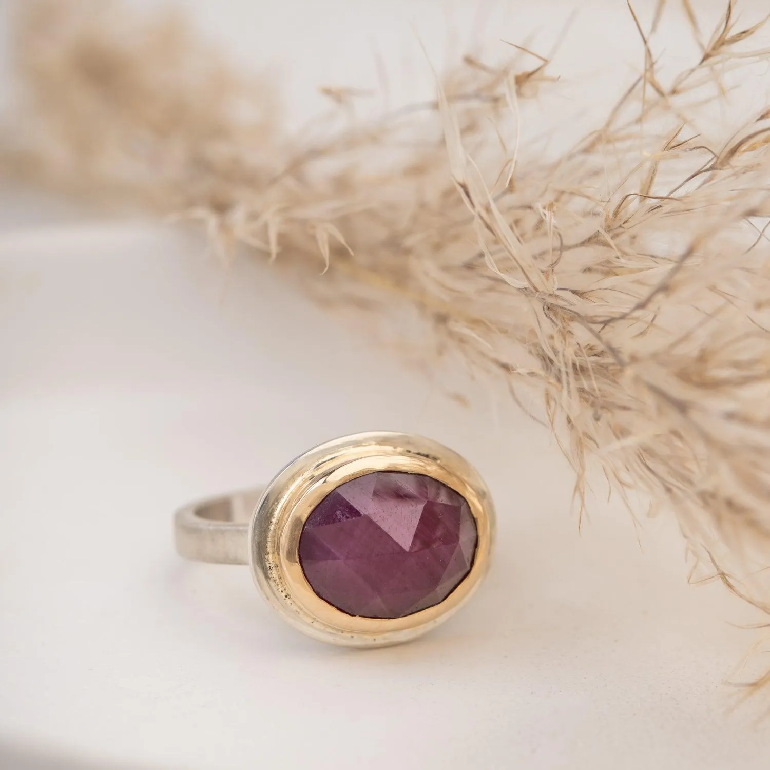 Stella - Ruby ring