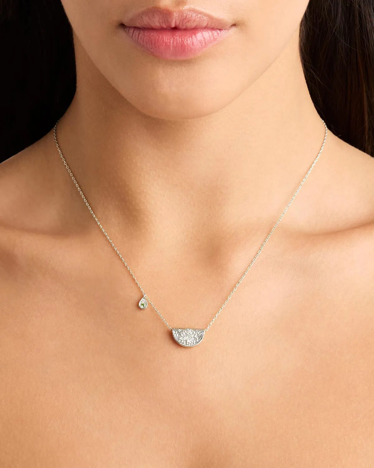Sterling Silver Lotus Birthstone Necklace - August - Peridot