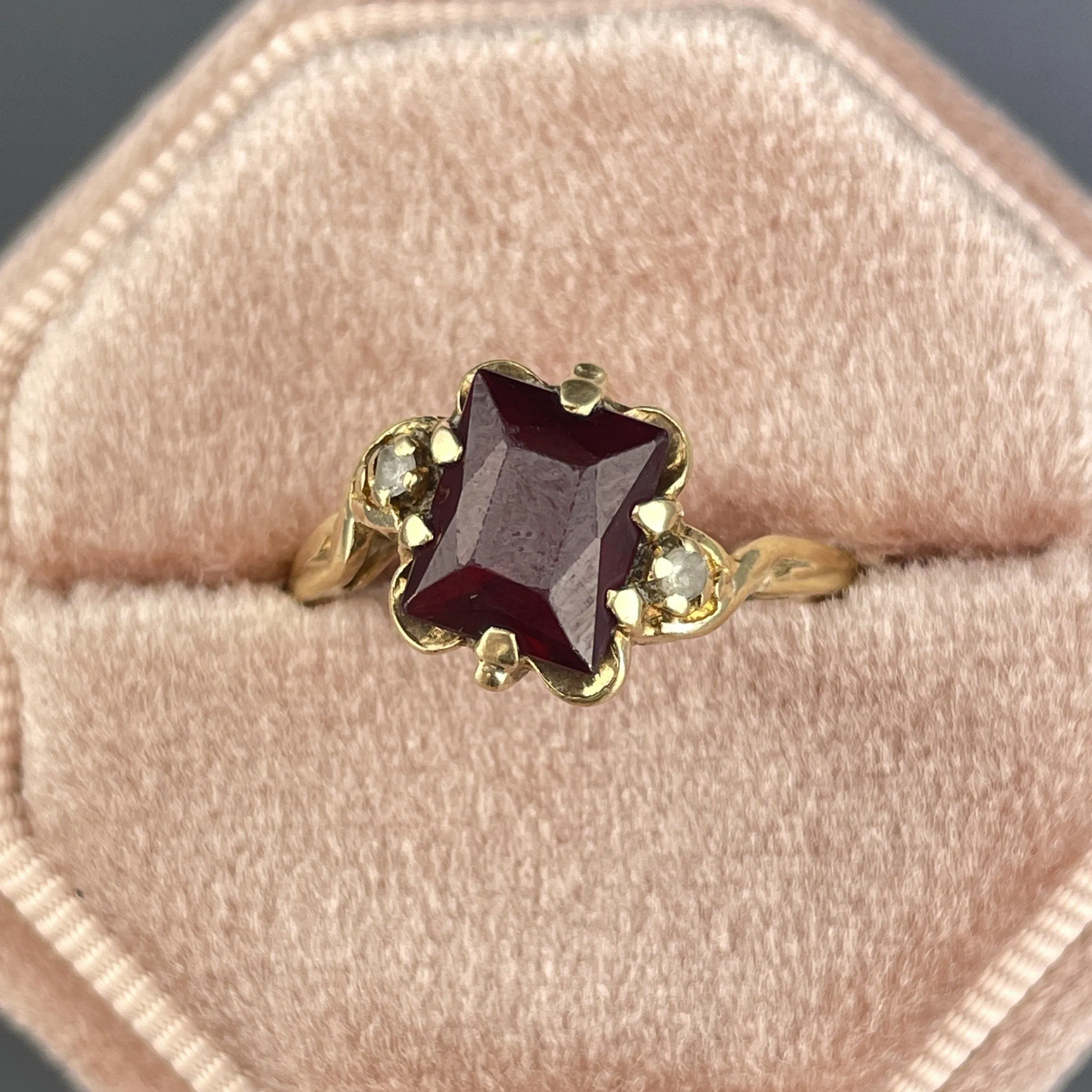 Vintage Art Deco 10K Gold Emerald Cut Ruby Ring, Sz 8 1/4